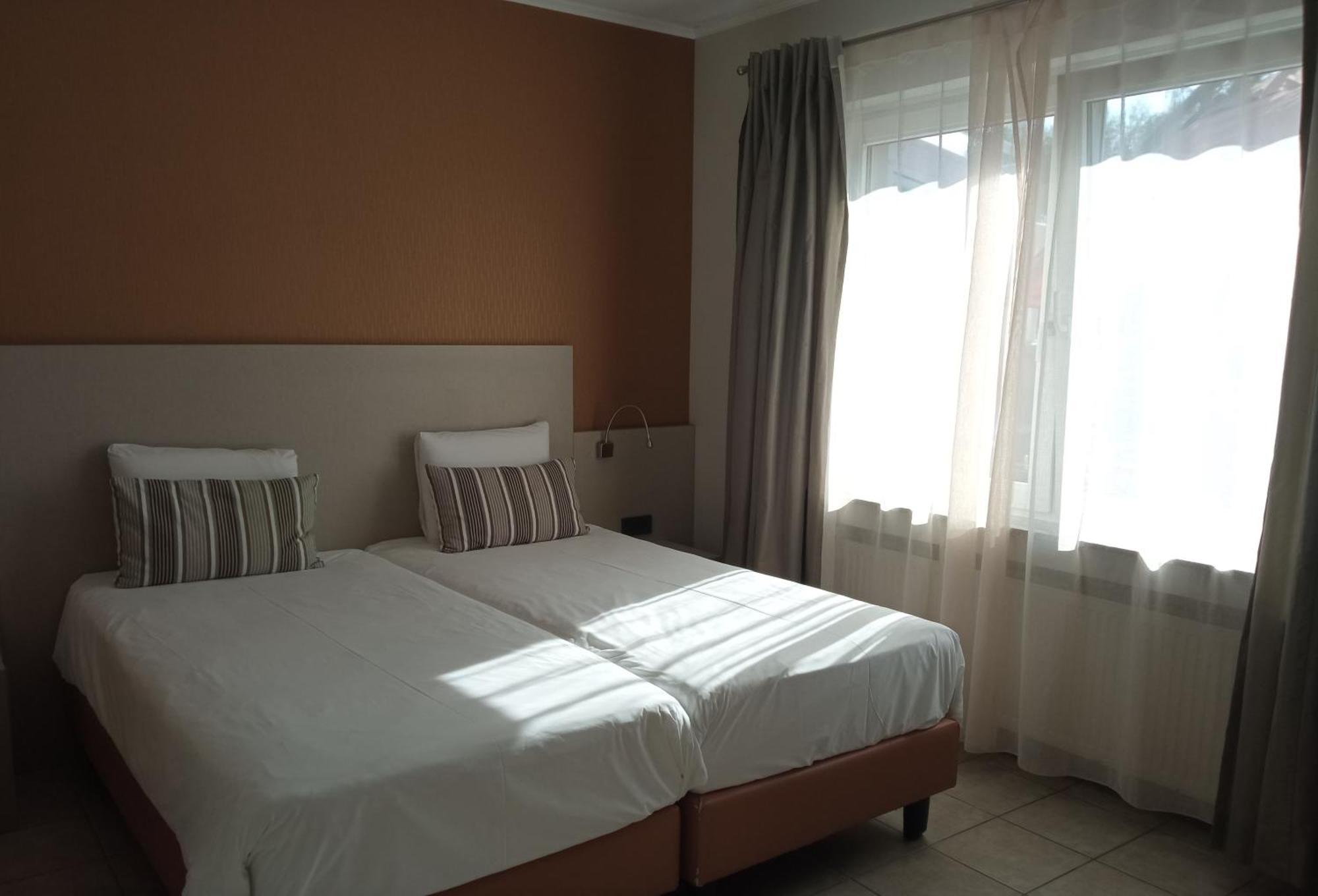 Appart-Hotel Gwendy Bour Luaran gambar